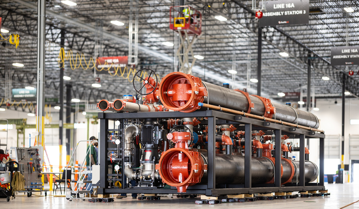 Modular solutions module in a large facility