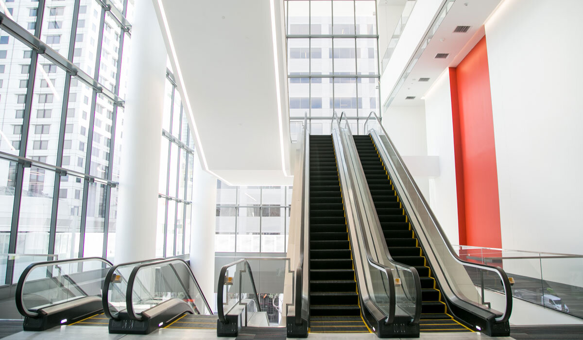 Proj_SportsEnt_Moscone_ImRot_1.jpg