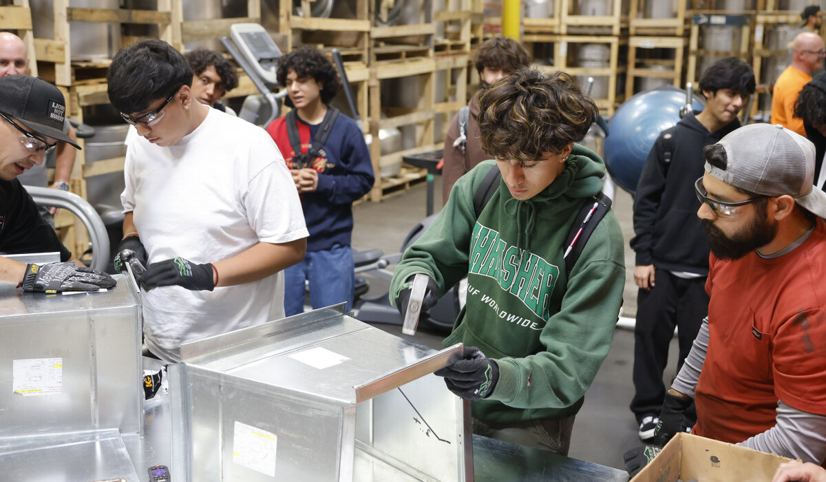 Southland Industries Hosts Pomona Unified School District Career Day